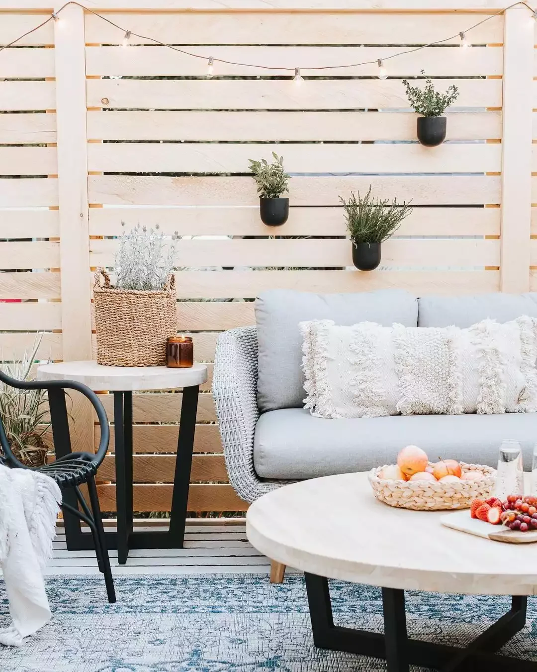 17 Stylish Horizontal Fence Designs That Will Transform Your Outdoor Privacy Fence Accessories