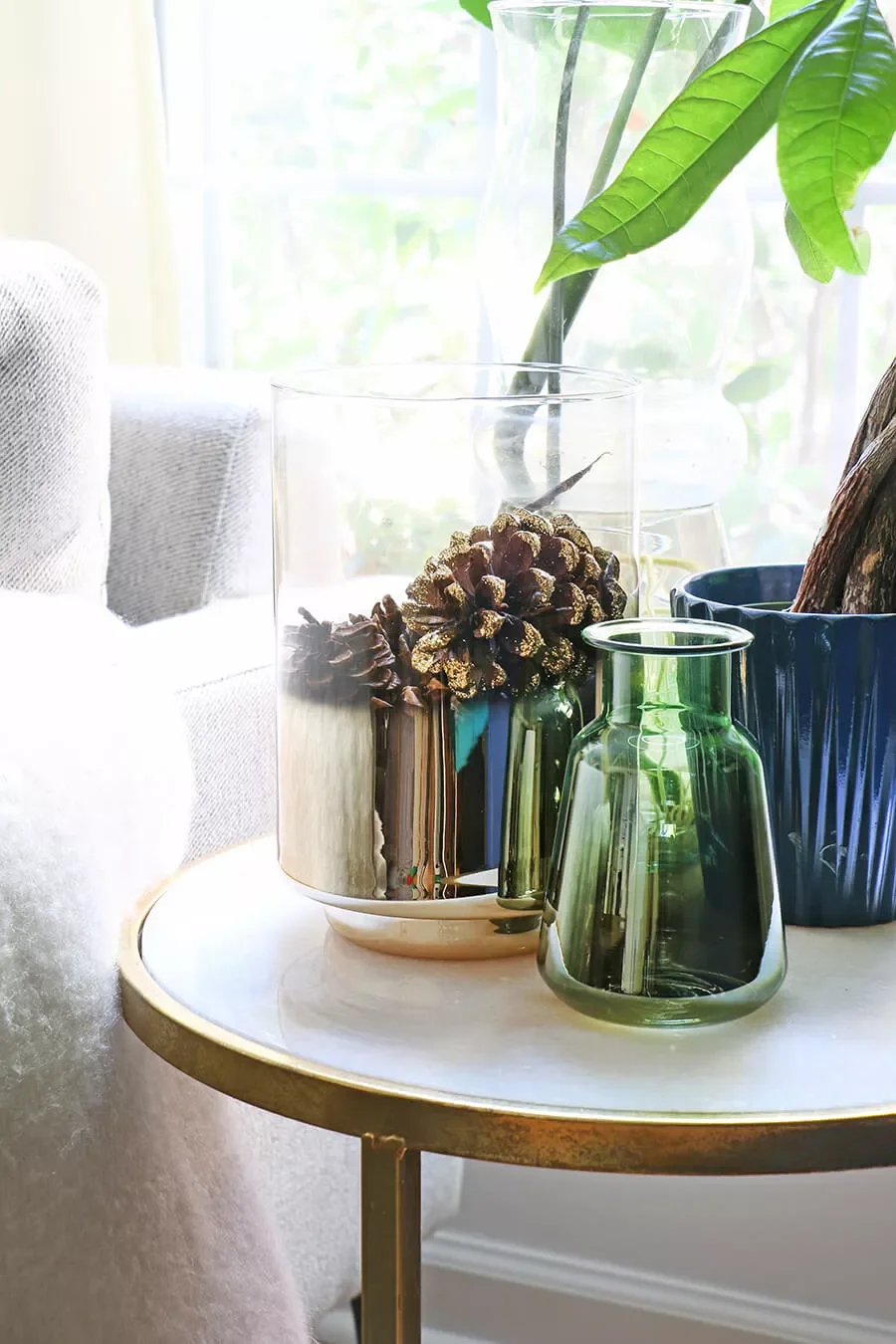 65 Cozy Fall Decorating Ideas to Transform Your Home This Autumn 63 Fill a Vase With Pine Cones