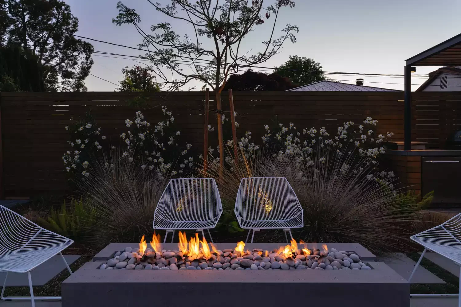 60 Stunning Backyard Fire Pit Ideas That Will Transform Your Outdoor Space 29 Fire Pit Landscaping
