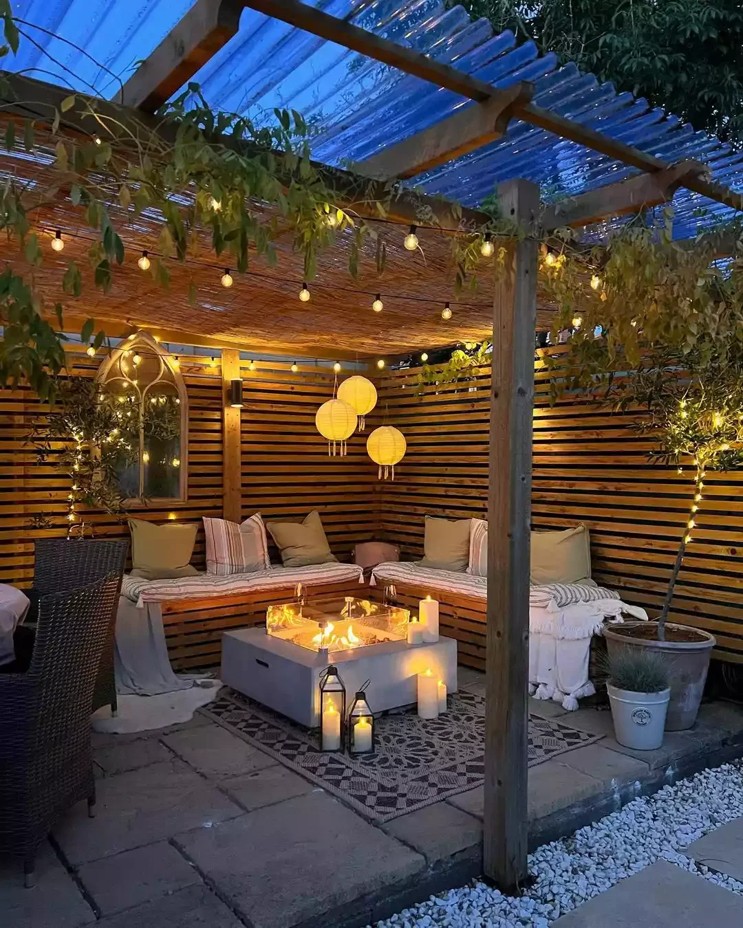 15 Stunning Pergola Lighting Ideas That Will Transform Your Outdoor Space 5 Fire Pit Table
