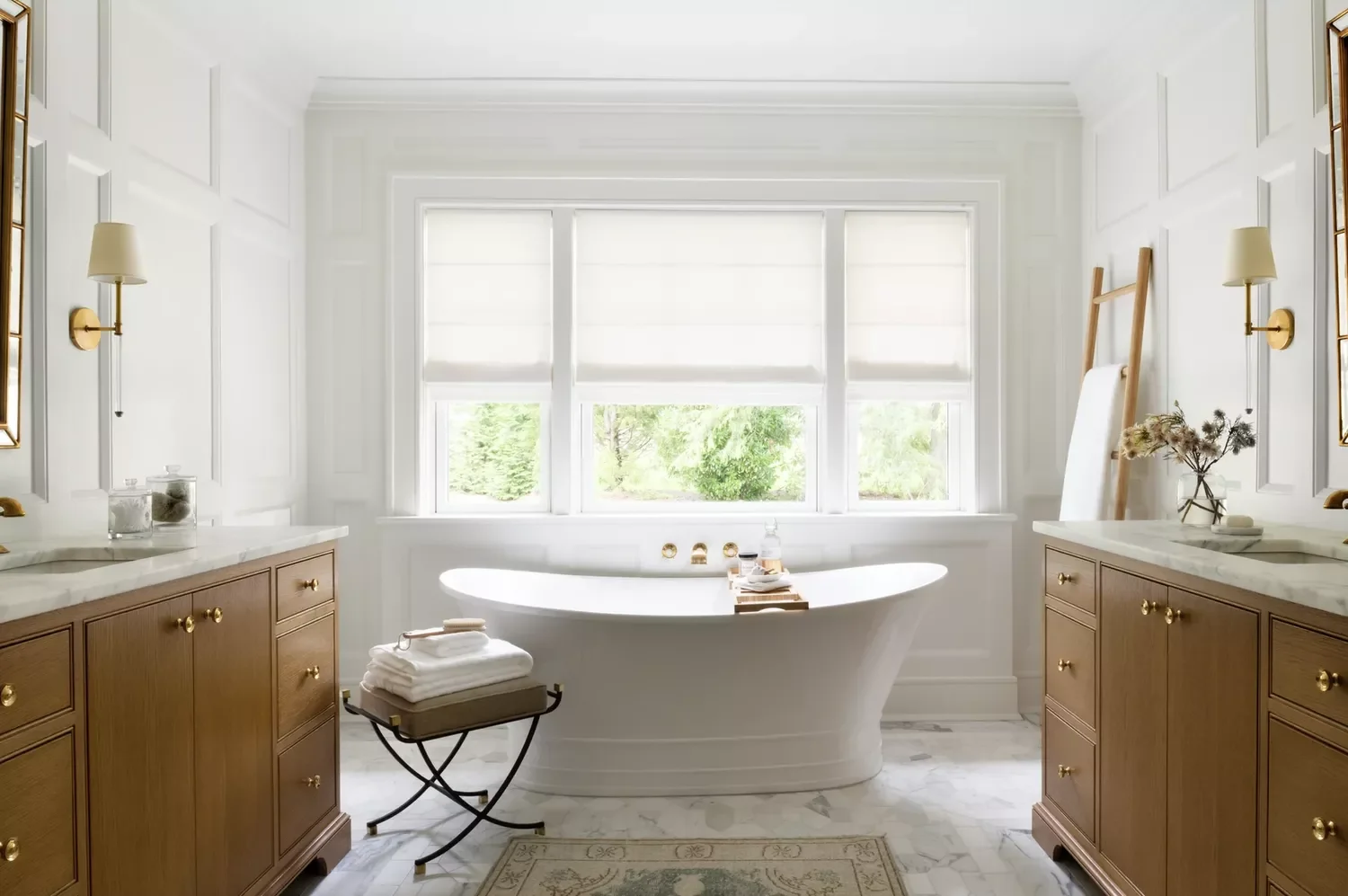 22 Stunning Bathtub Design Ideas That Will Transform Your Bathroom 21 Flank the Tub With Vanities