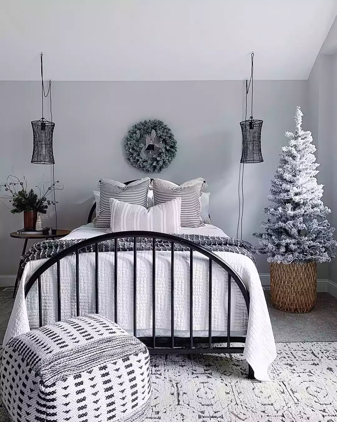 60 Stunning Christmas Tree Ideas to Transform Your Home This Holiday Season 10 Flocked Christmas Tree