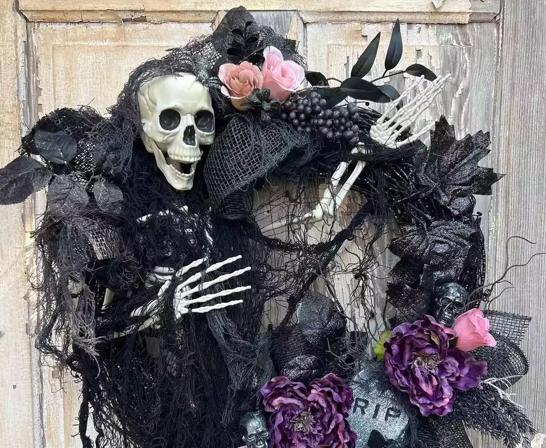 45 Spooktacular Halloween Wreath Ideas That Will Make Your Front Door the Neighborhood's Favorite Stop 45 Floral Halloween Wreath