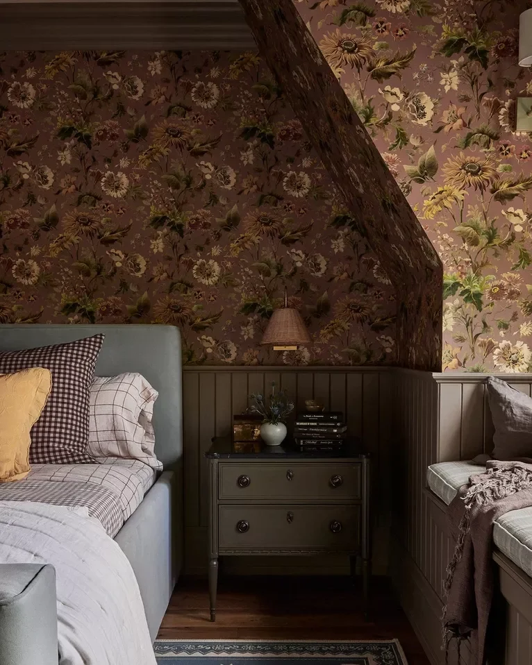 49 Stunning Farmhouse Bedroom Designs That Will Transform Your Space 14 Floral Wallpaper