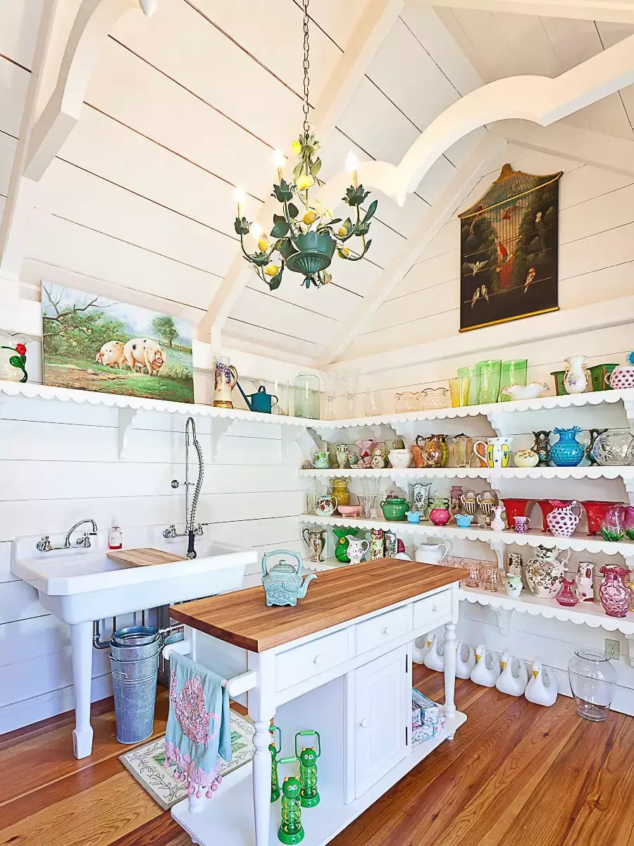 22 Stunning Garden Shed Ideas to Transform Your Backyard Into a Personal Sanctuary Flower Station