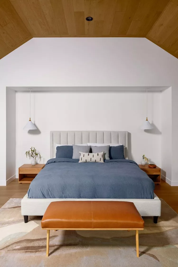55 Stunning Blue Bedroom Ideas to Transform Your Space Into a Peaceful Haven 41 Focus on Blue Bedding