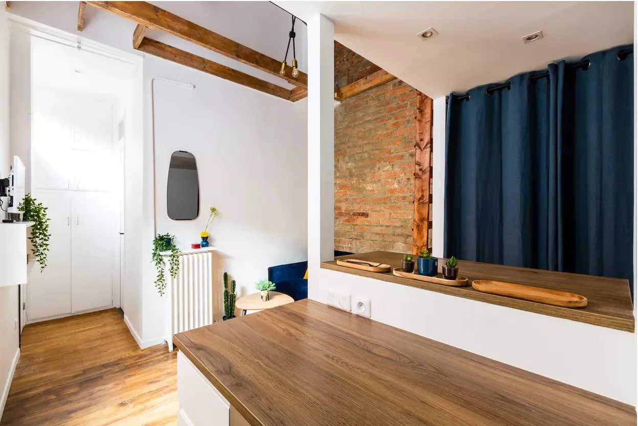 52 Creative Apartment Kitchen Ideas That Keep Your Security Deposit Safe 15 Focus on Materials