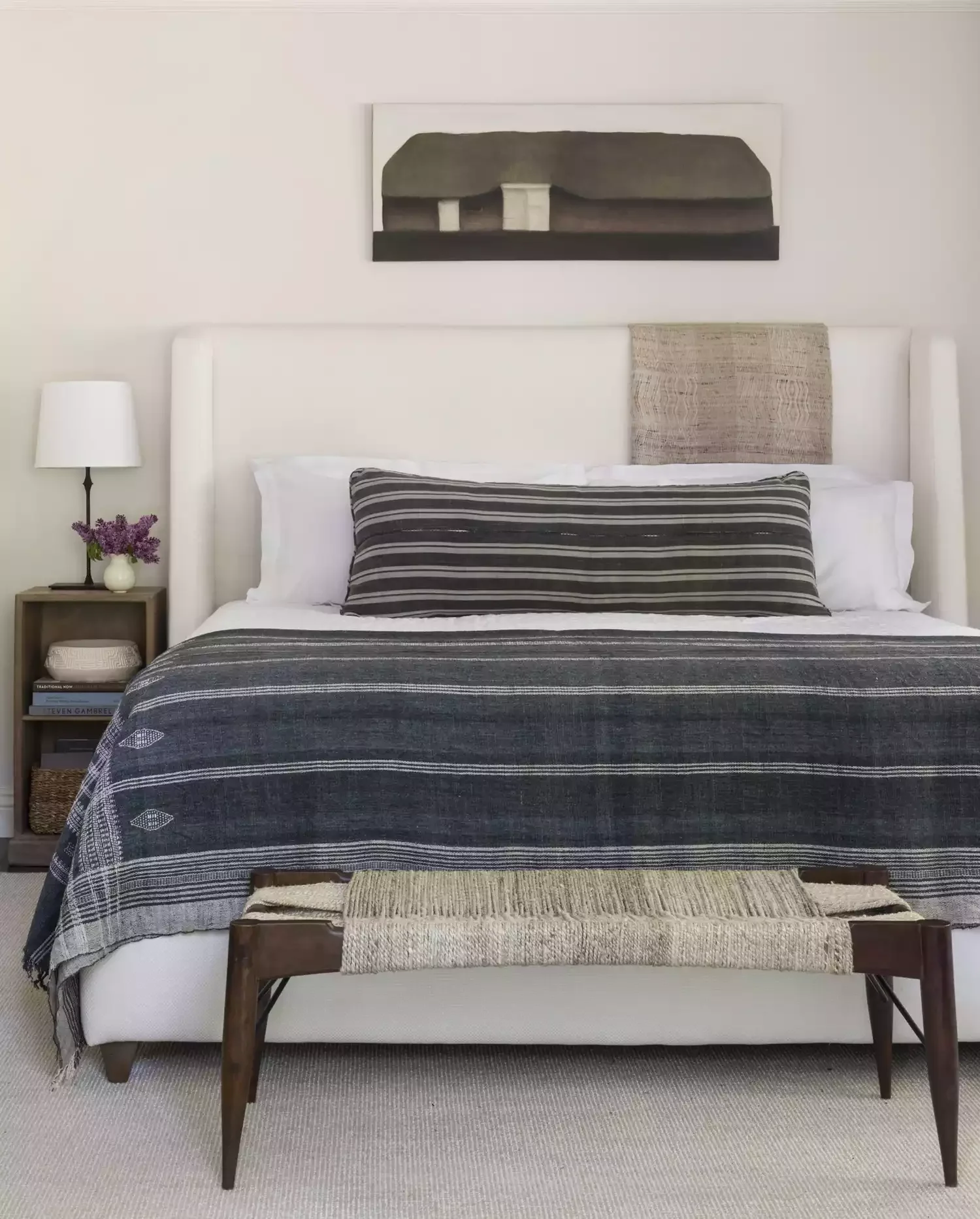 38 Charming Coastal Farmhouse Decorating Ideas to Transform Your Home 22 Focus on Textured Bedding