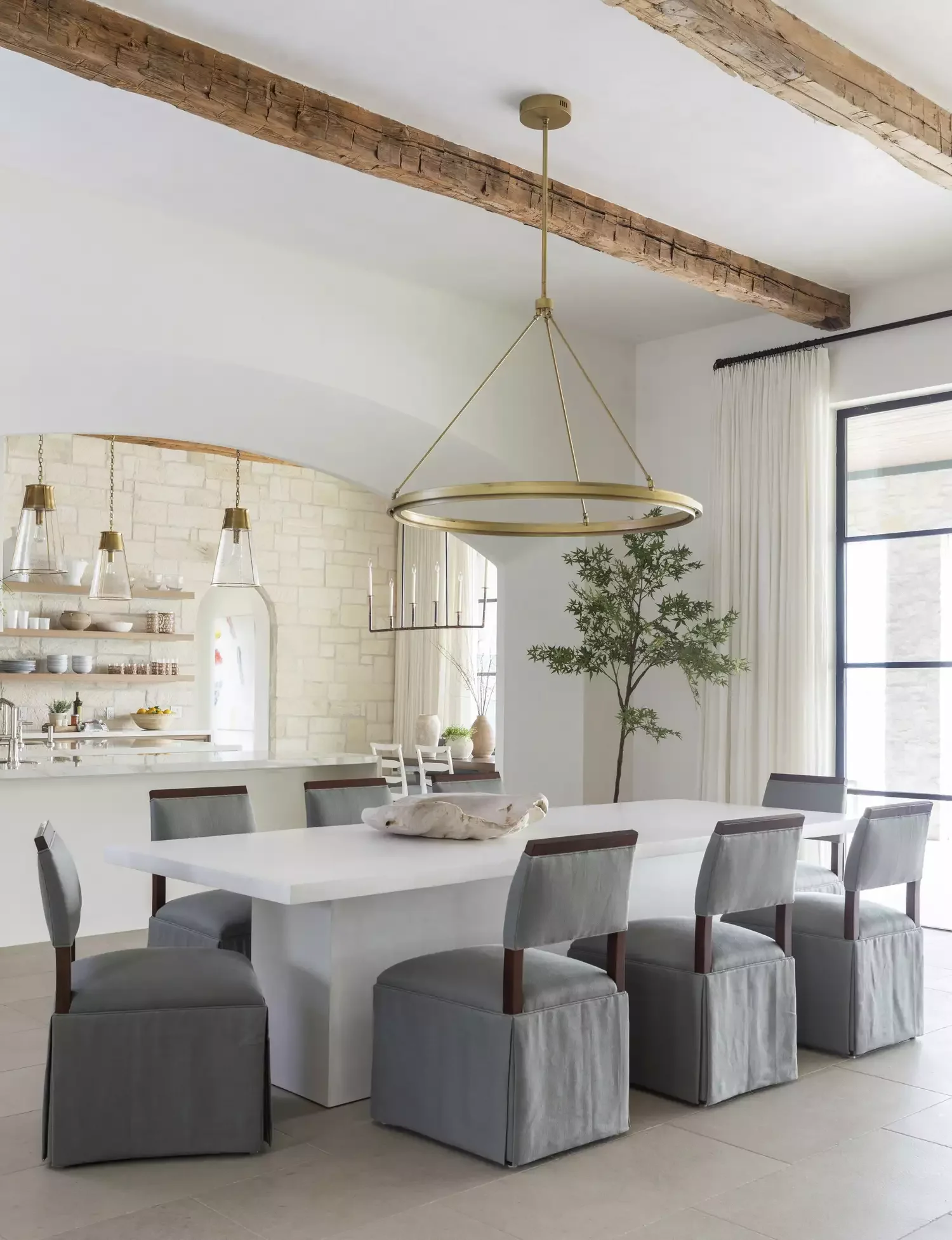 32 Modern Farmhouse Dining Room Ideas That Bring Rustic Warmth to Your Home Focus on the Modern