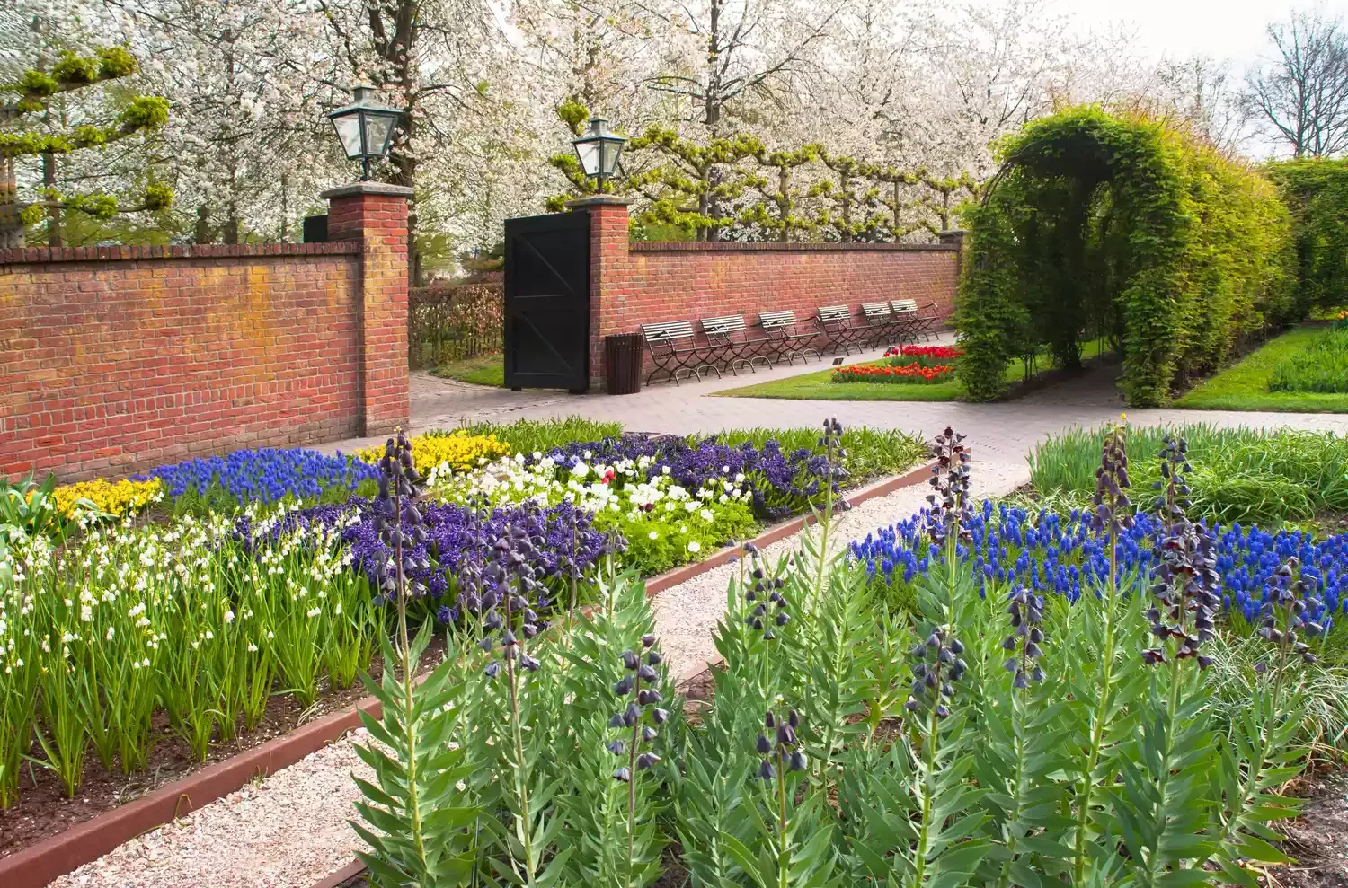 27 Stunning Flower Garden Designs to Transform Your Outdoor Space Formal Garden