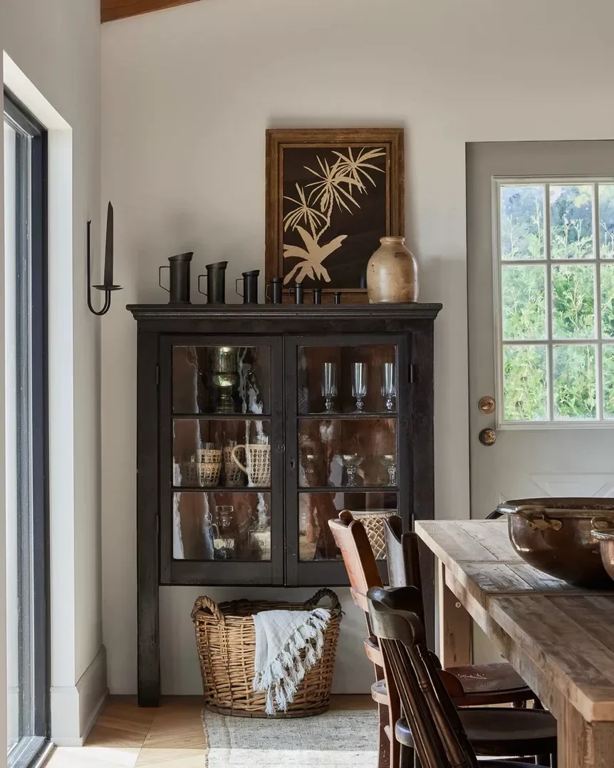 Freestanding Cabinet