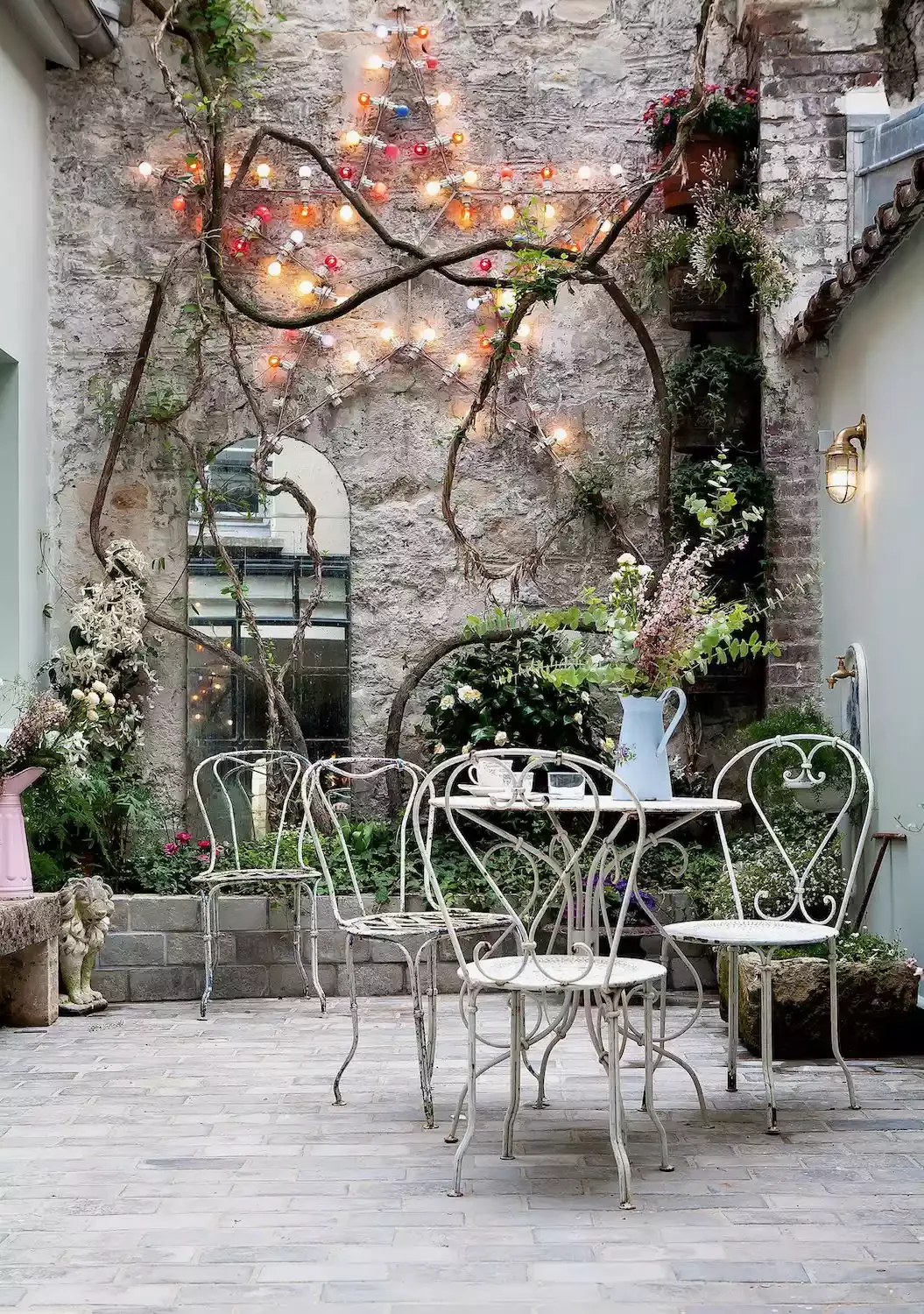 52 Beautiful Courtyard Ideas That Transform Your Outdoor Living Space French-Style Courtyard