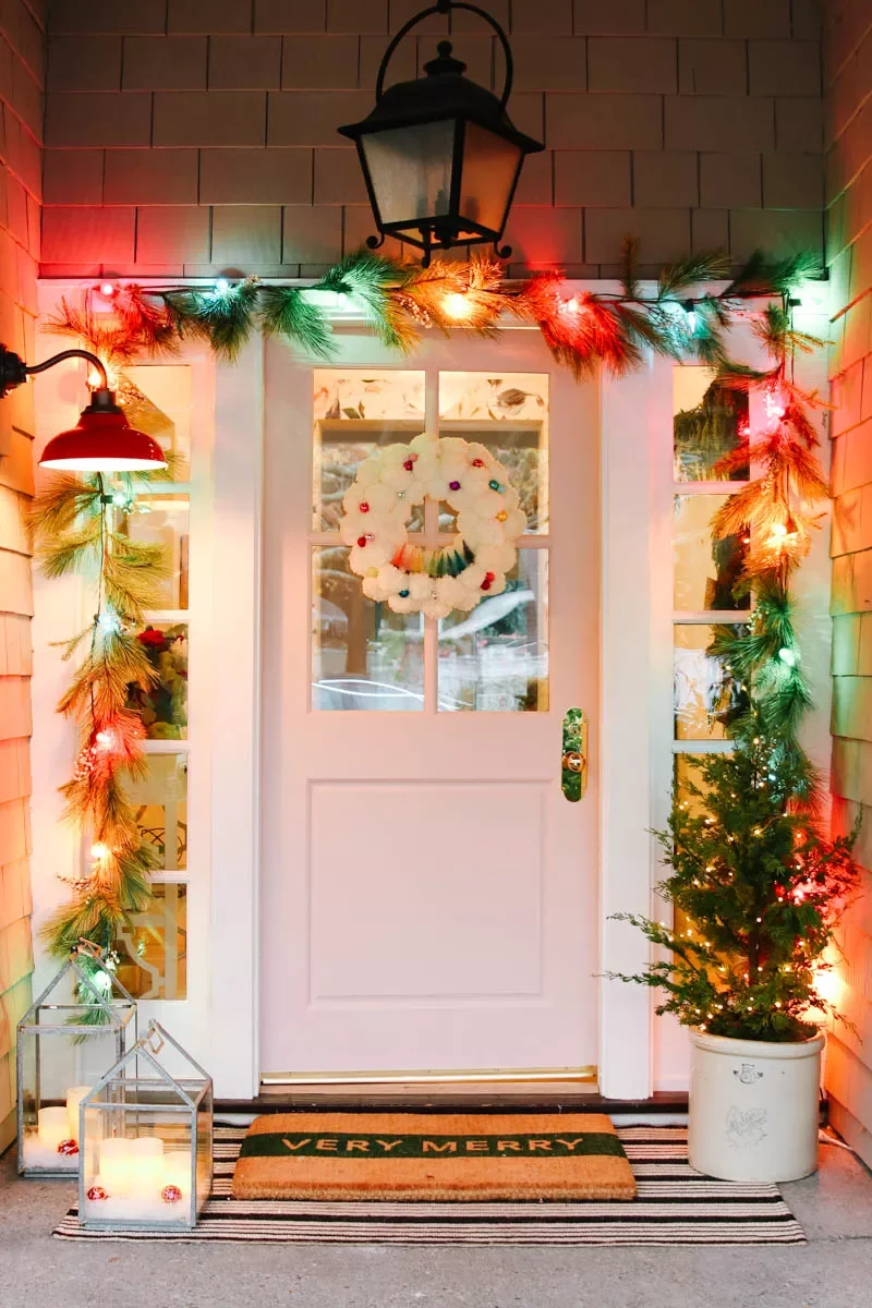 25 Stunning Christmas Lantern Ideas That'll Make Your Holiday Decor Absolutely Magical 22 Front Porch Lanterns