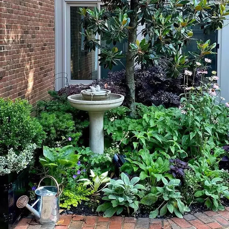 82 Stunning Front Yard Landscaping Ideas to Transform Your Home's Curb Appeal This Spring Front Yard