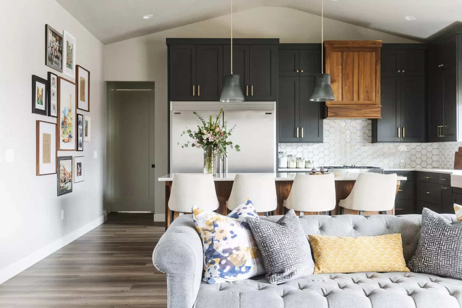45 Stunning Kitchen Wall Decor Ideas That Transform Your Space 21 Gallery Wall