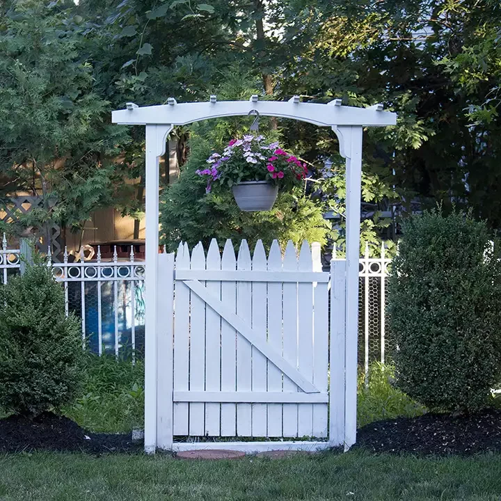 13 Beautiful DIY Garden Arch Projects to Transform Your Outdoor Space Garden Arch with Gate