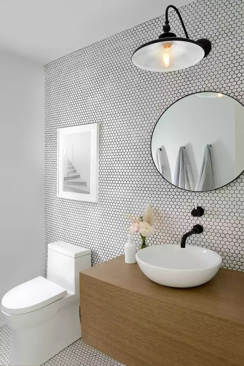 35 Stunning Minimalist Bathroom Ideas That Will Transform Your Space 10 Geometric Minimalist Tile