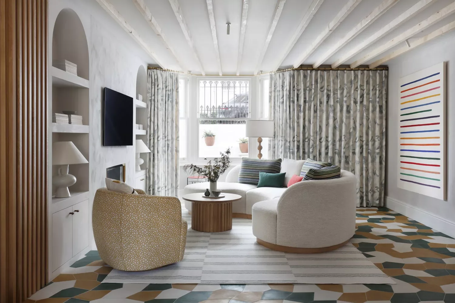 19 Stunning Ways to Make Modern Design Feel Warm and Inviting in Your Home 9 Geometric Patterns