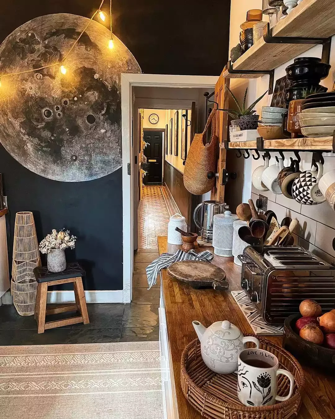 20 Creative Kitchen Accent Wall Ideas That Will Transform Your Cooking Space 7 Get Creative With Chalkboard Paint