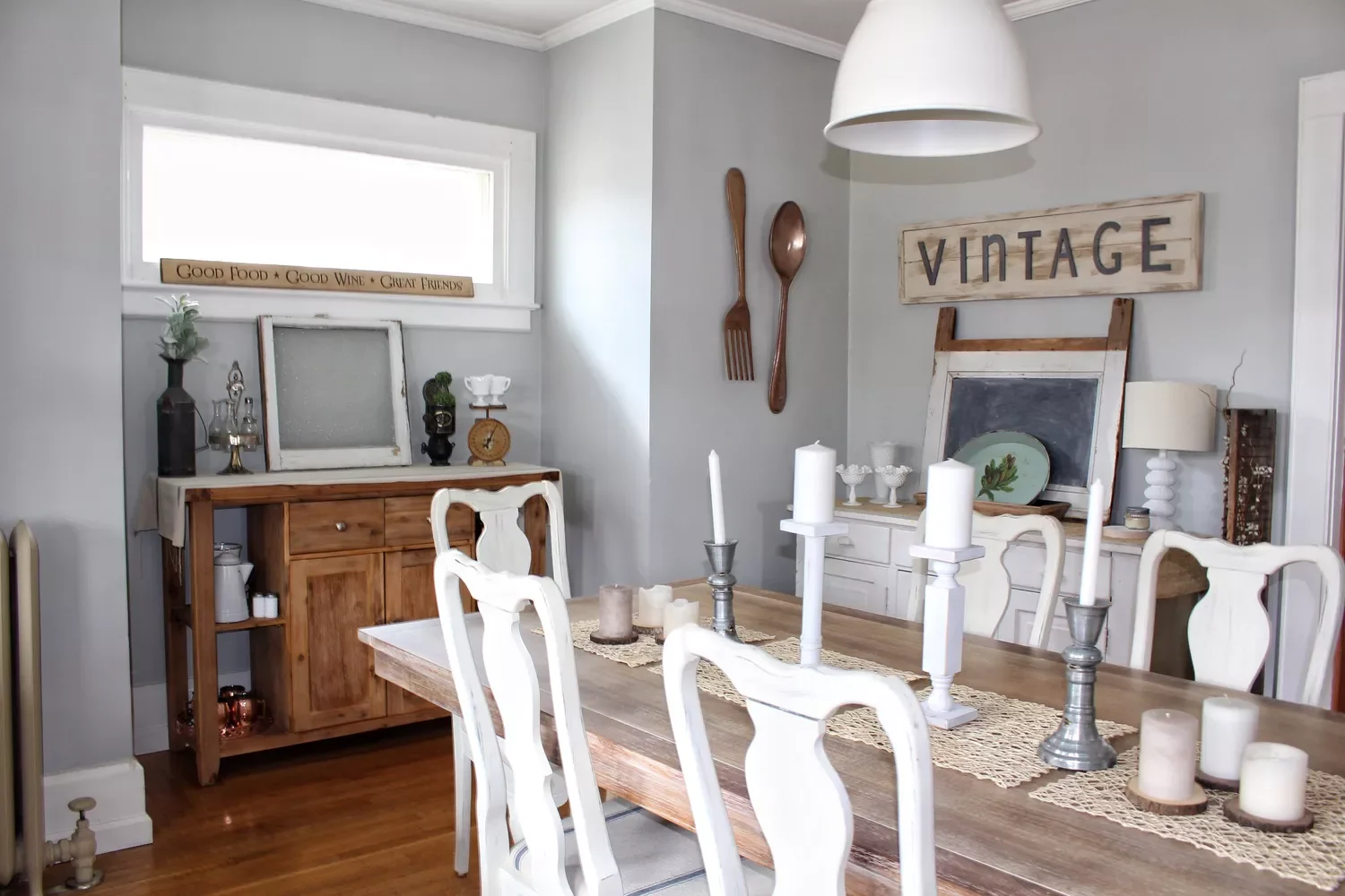 34 Stunning Dining Table Styling Ideas for Every Day of the Year 17 Get Creative With Placemats