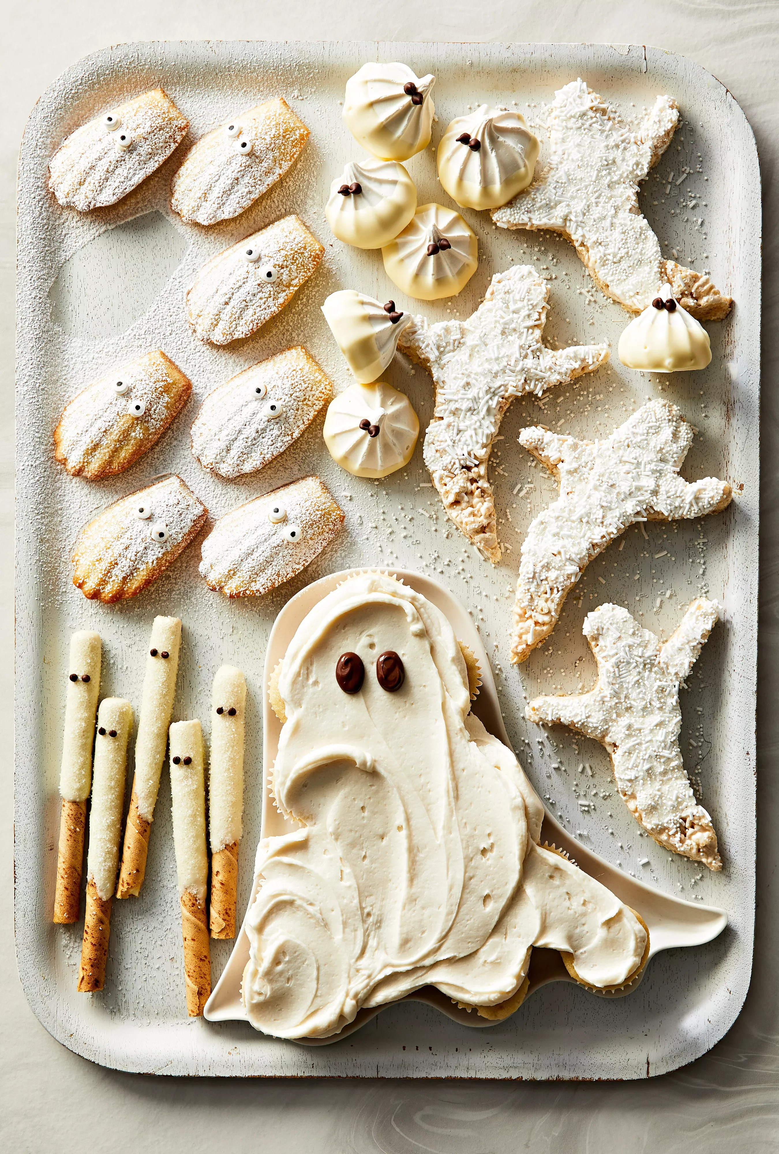 23 Spooky Halloween Charcuterie Board Ideas to Inspire You 21 Ghost Dessert Board