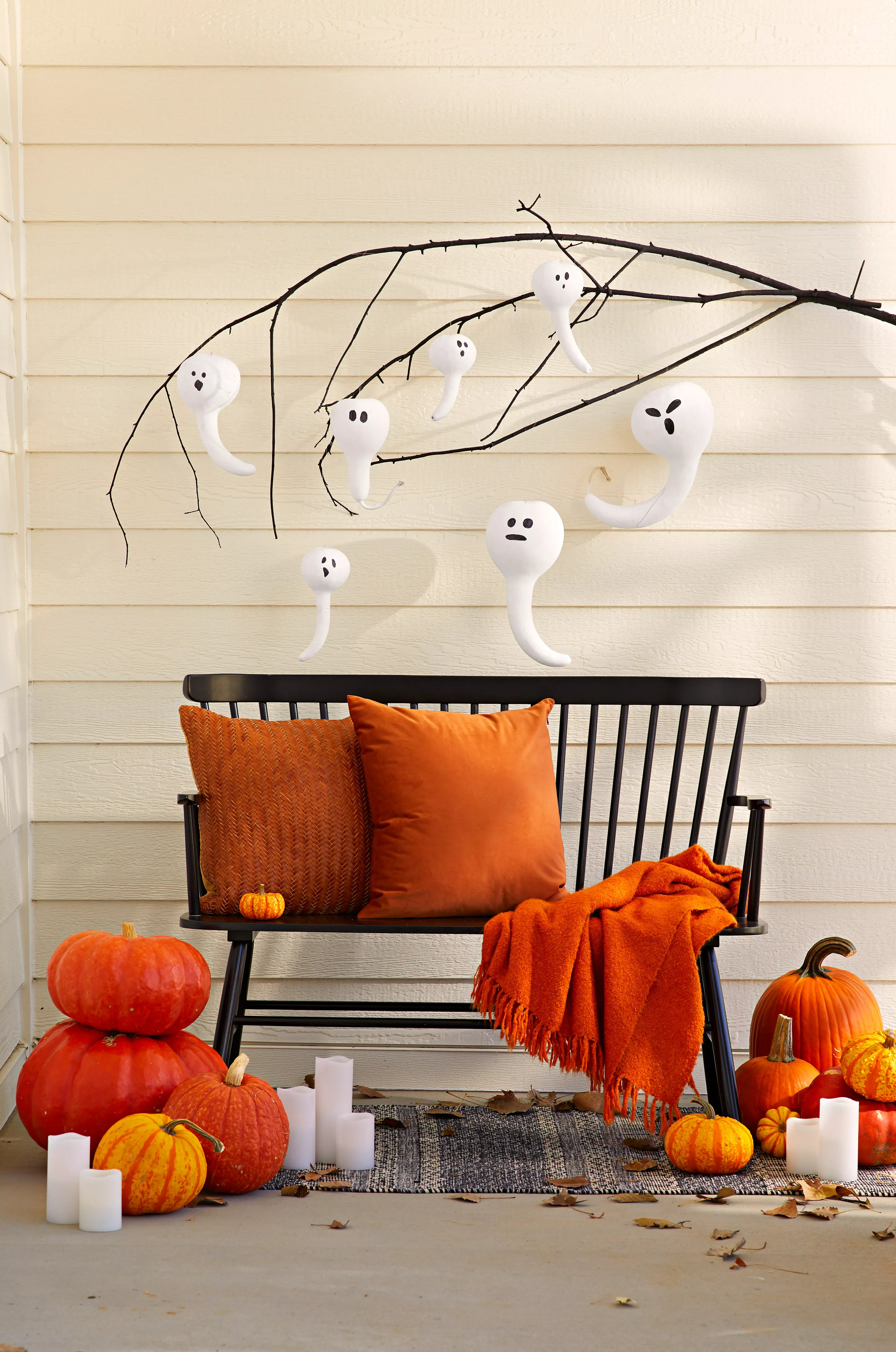 31 Spooky Halloween Front Porch Decorating Ideas for Fall 14 Ghost Porch Decor