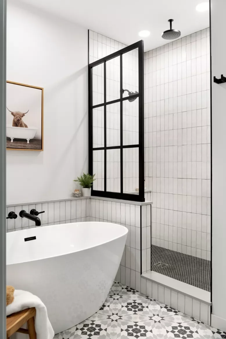 22 Stunning Bathtub Design Ideas That Will Transform Your Bathroom 8 Give It a Farmhouse Spin