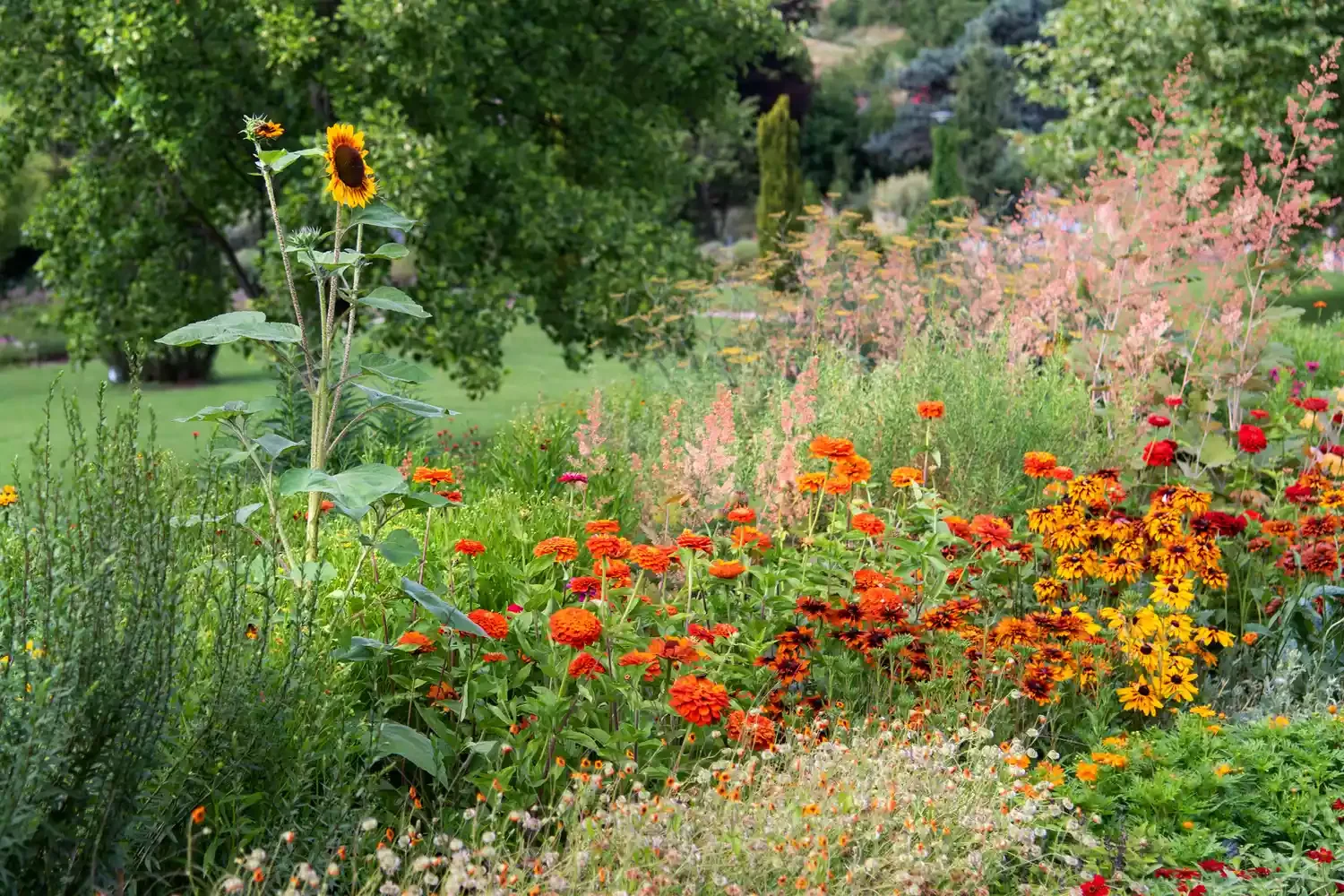 34 Stunning Front Yard Flower Bed Ideas That Will Transform Your Curb Appeal 26 Give the Garden an Untamed Look