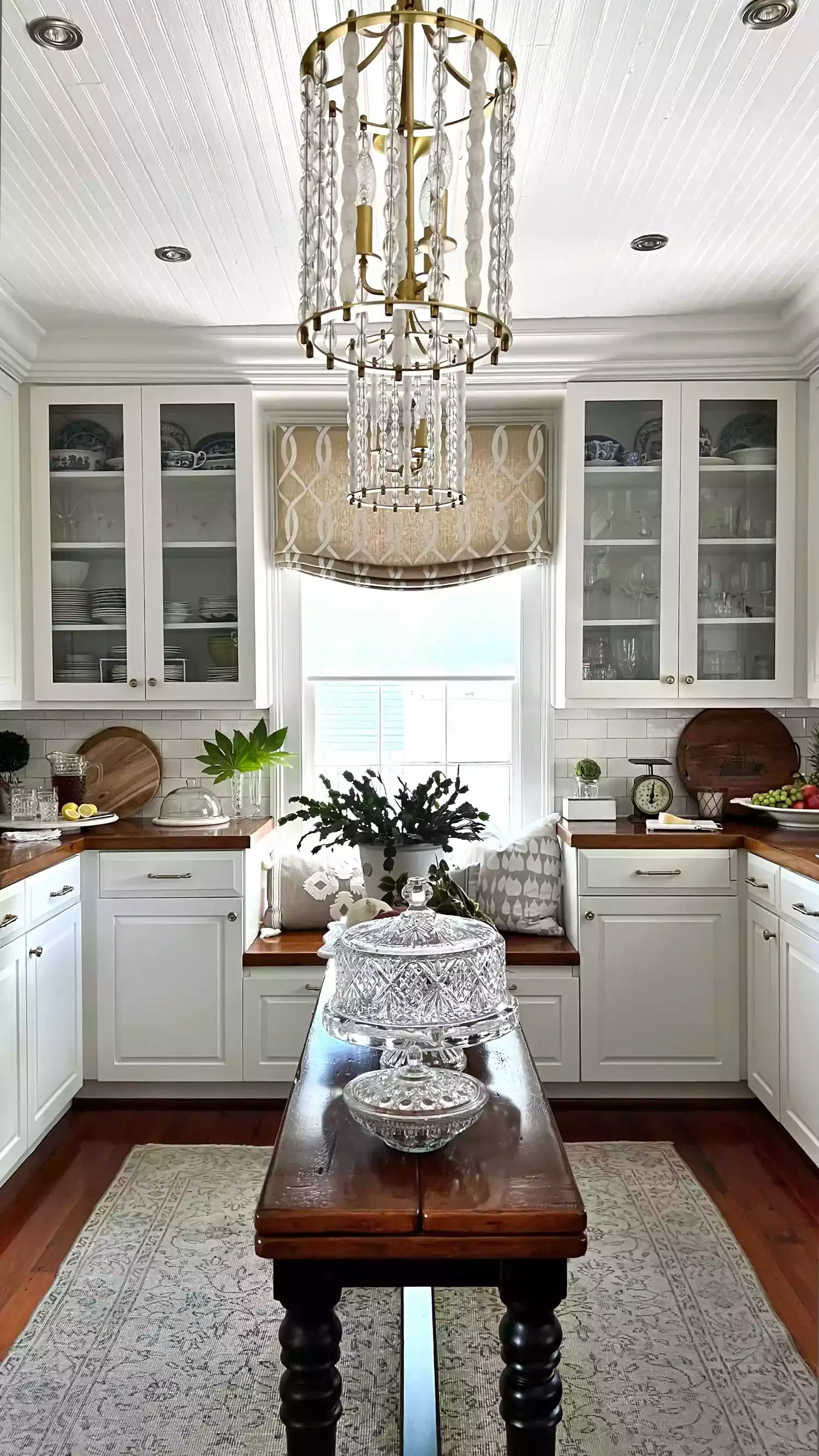 32 Kitchen Rug Ideas That Will Make Your Feet Dance With Joy Go Big or Go Home