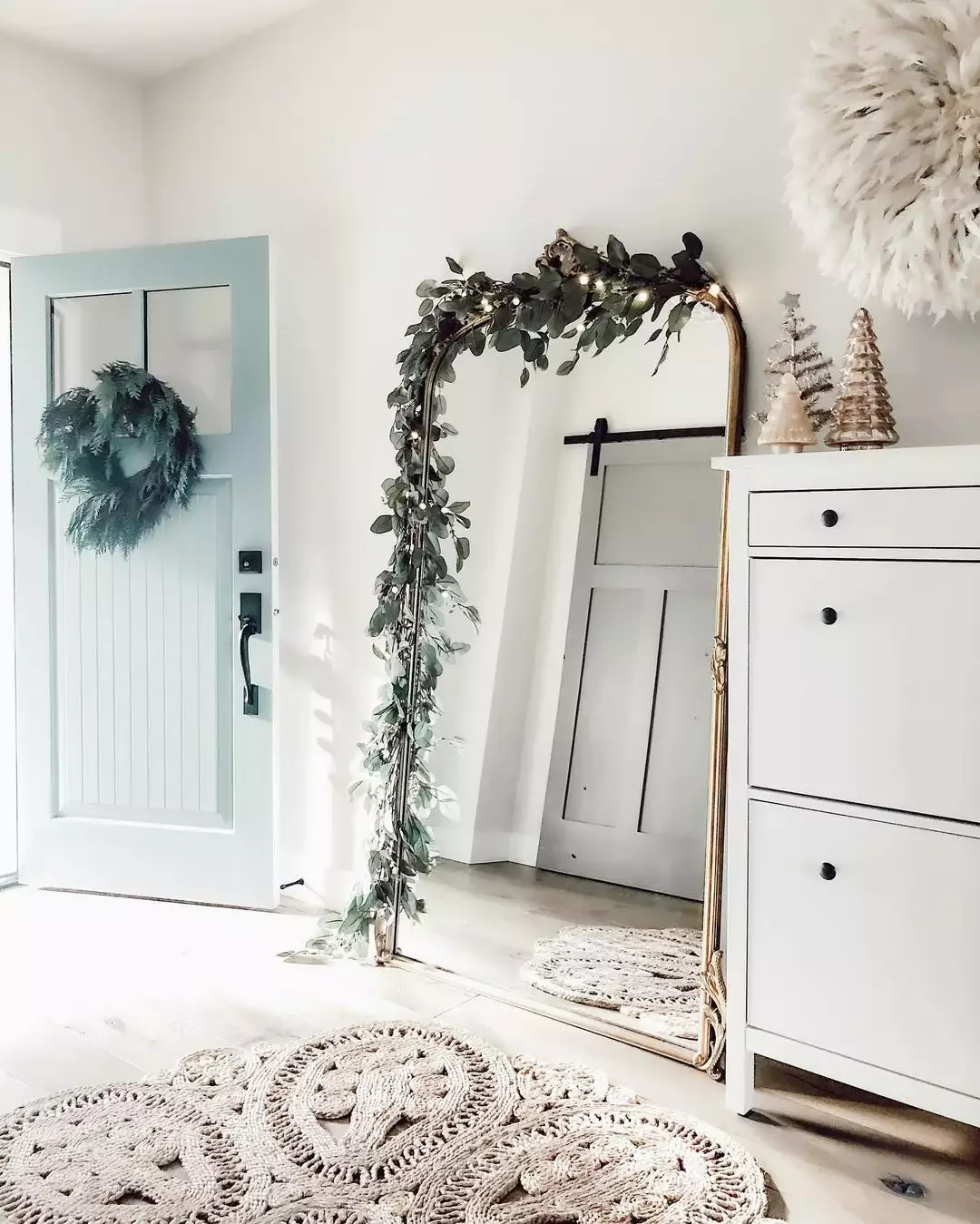 51 Stunning Entryway Mirror Ideas That Will Transform Your Space Go Big