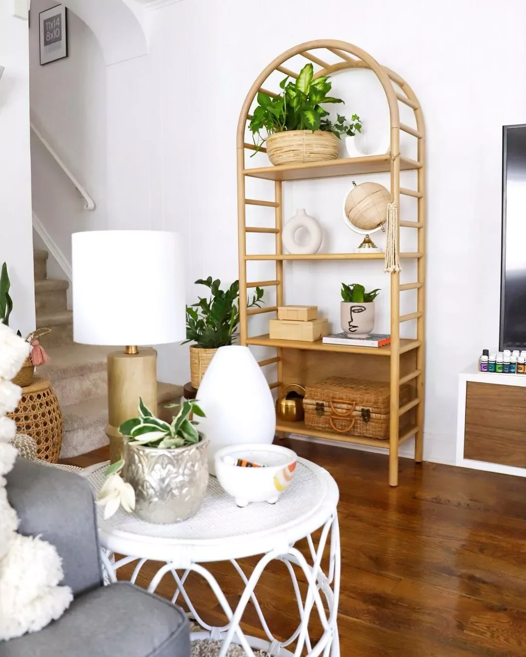 20 Brilliant Living Room Storage Solutions That Keep Your Space Beautiful Go Boho With Your Decor