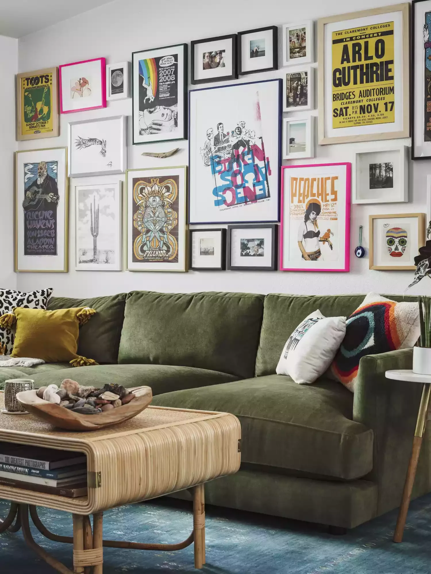 40 Smart Small Apartment Living Room Ideas That Maximize Your Space and Style 2 Go Bold With a Gallery Wall