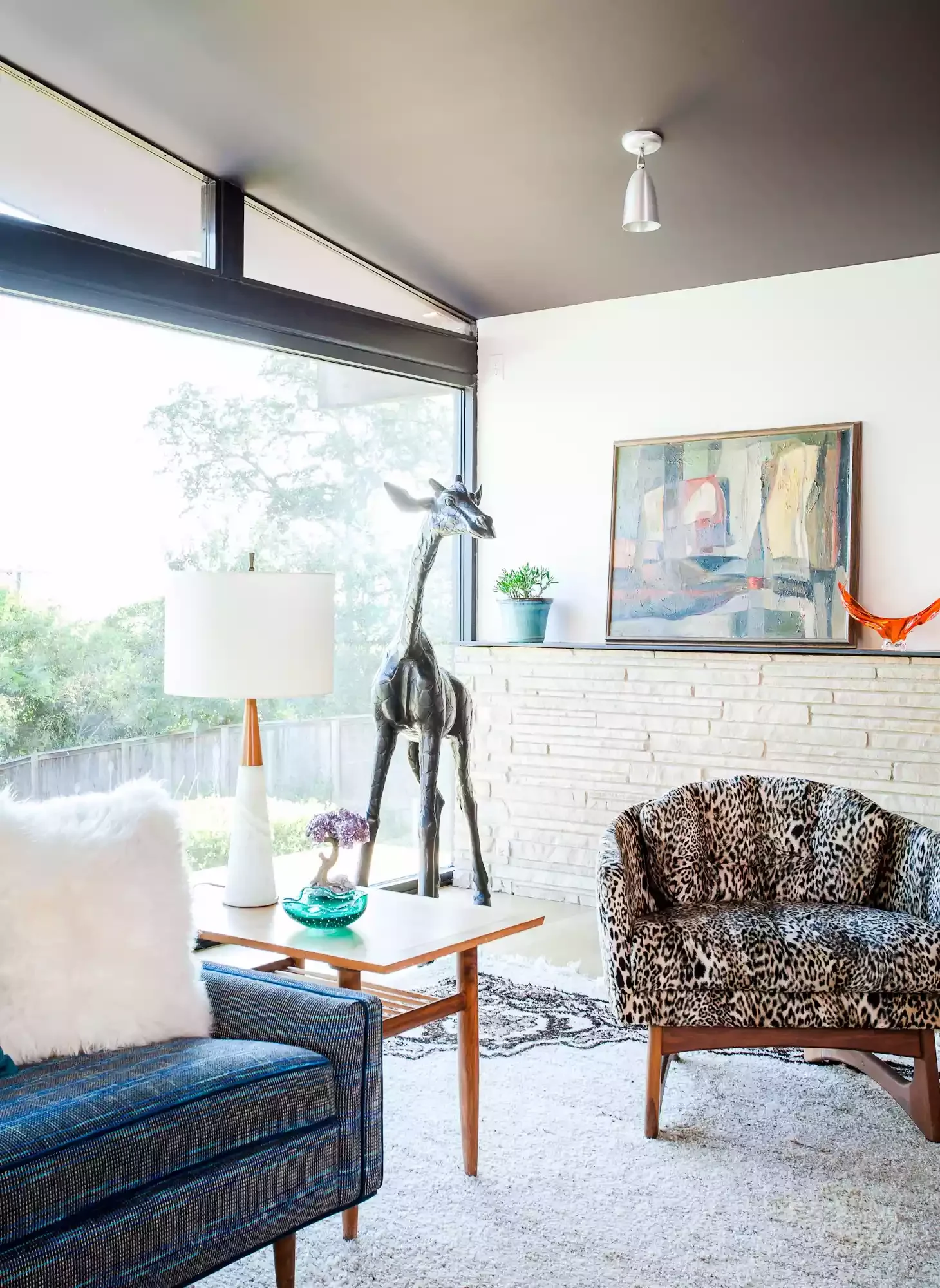 20 Creative Corner Ideas That Transform Your Living Room Go Bold