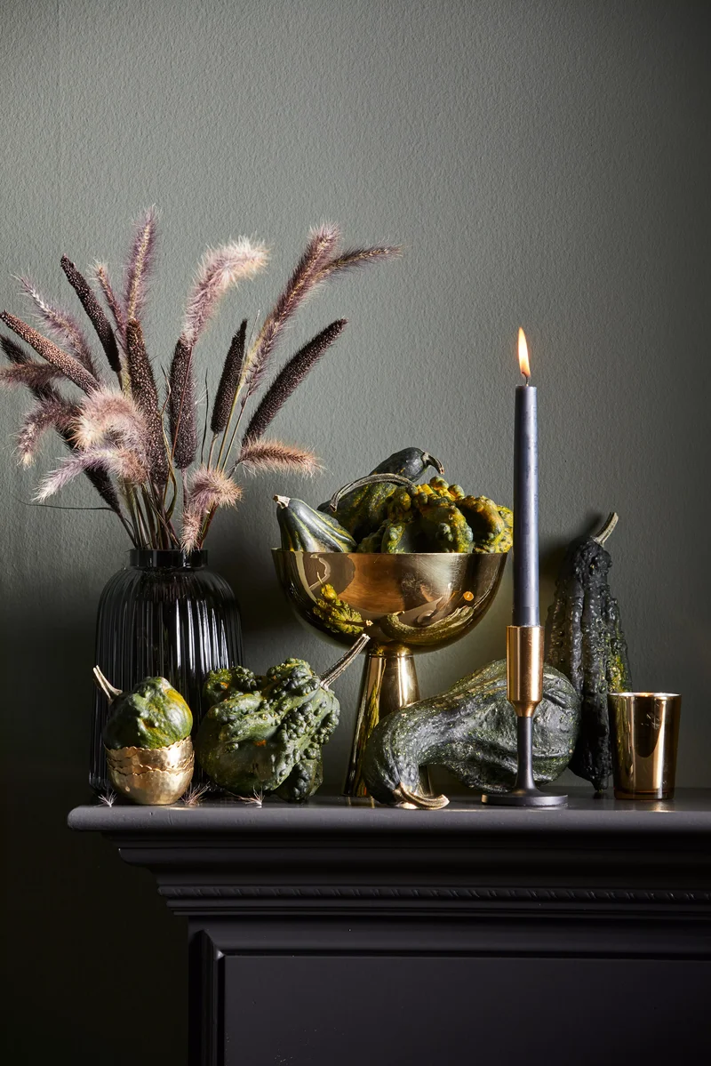 48 Fall Mantel Decorating Ideas For Seasonal Style 38 Go Dark