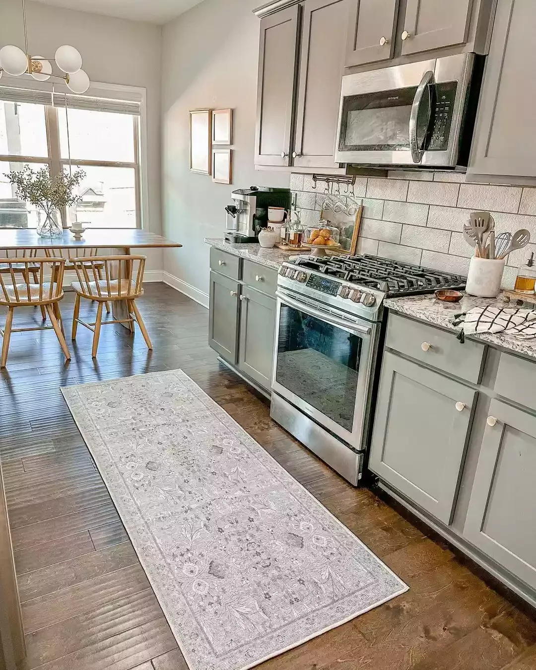 32 Kitchen Rug Ideas That Will Make Your Feet Dance With Joy Go Gray