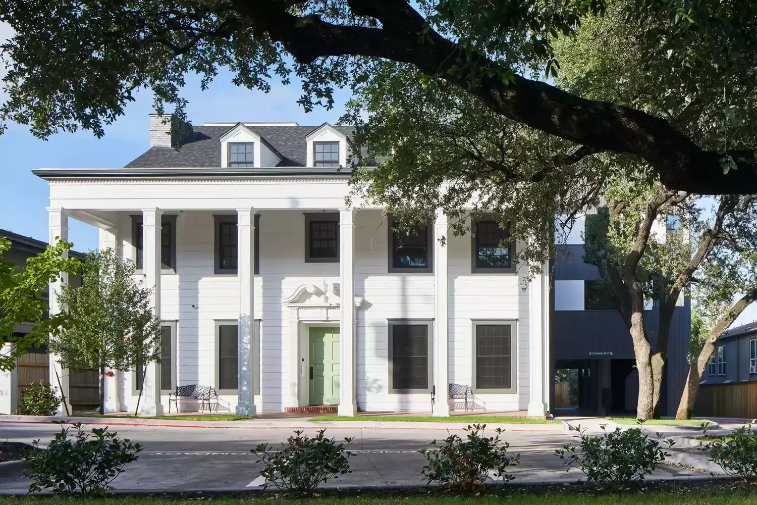 20 Stunning Front Porch Column Designs to Transform Your Home's Curb Appeal 6 Go Greek (Revival)