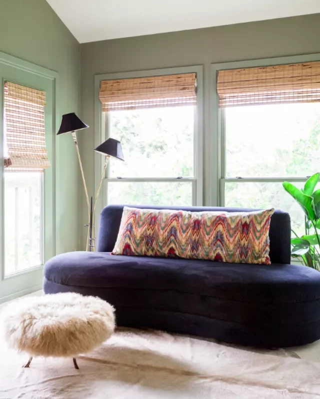 41 Stunning Black Sofa Living Room Ideas That Will Transform Your Space 37 Go Green With Envy