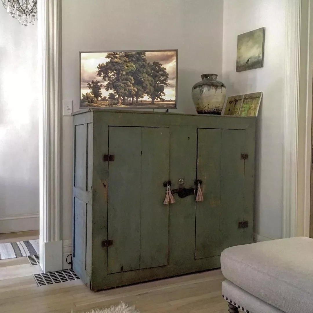22 Beautiful Ways to Style Your Farmhouse TV Stand That'll Transform Your Space 13 Go Minimalist