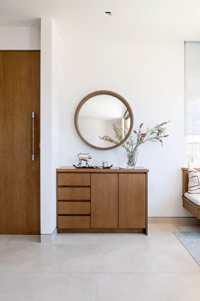 51 Stunning Entryway Mirror Ideas That Will Transform Your Space Go Monochrome