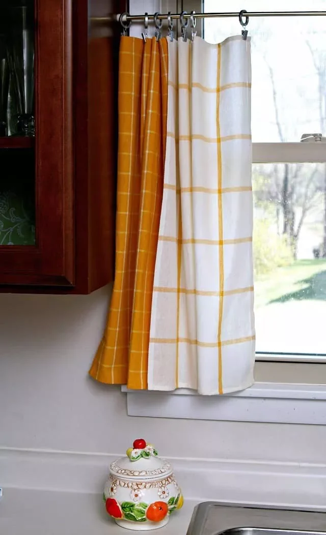 20 Beautiful Kitchen Curtain Ideas That Will Transform Your Space Go Reversible