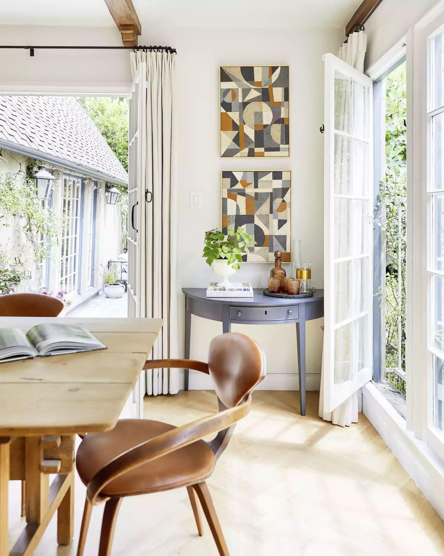 30 Beautiful Ways to Style Your Sideboard in Every Room Go Semi-Circular