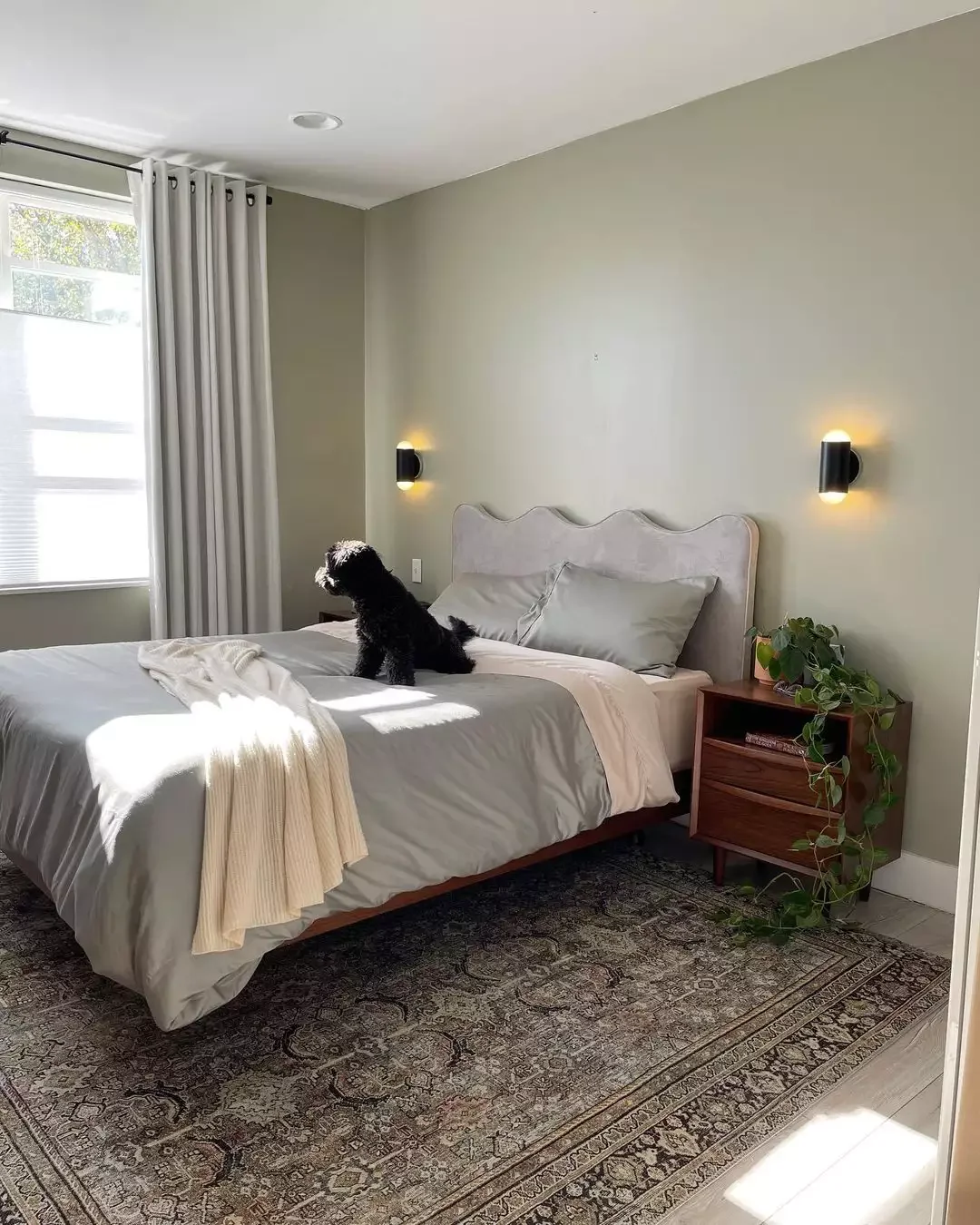 18 Affordable Bedroom Makeover Ideas You Can Start Today 18 Go Thrifting