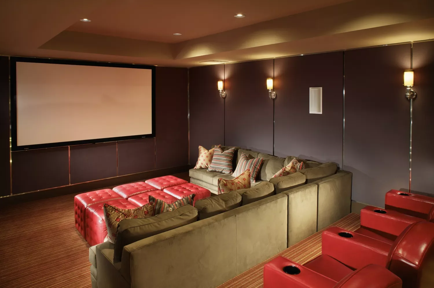 23 Stunning Home Theater Design Ideas to Transform Your Space 3 Go Two-Toned