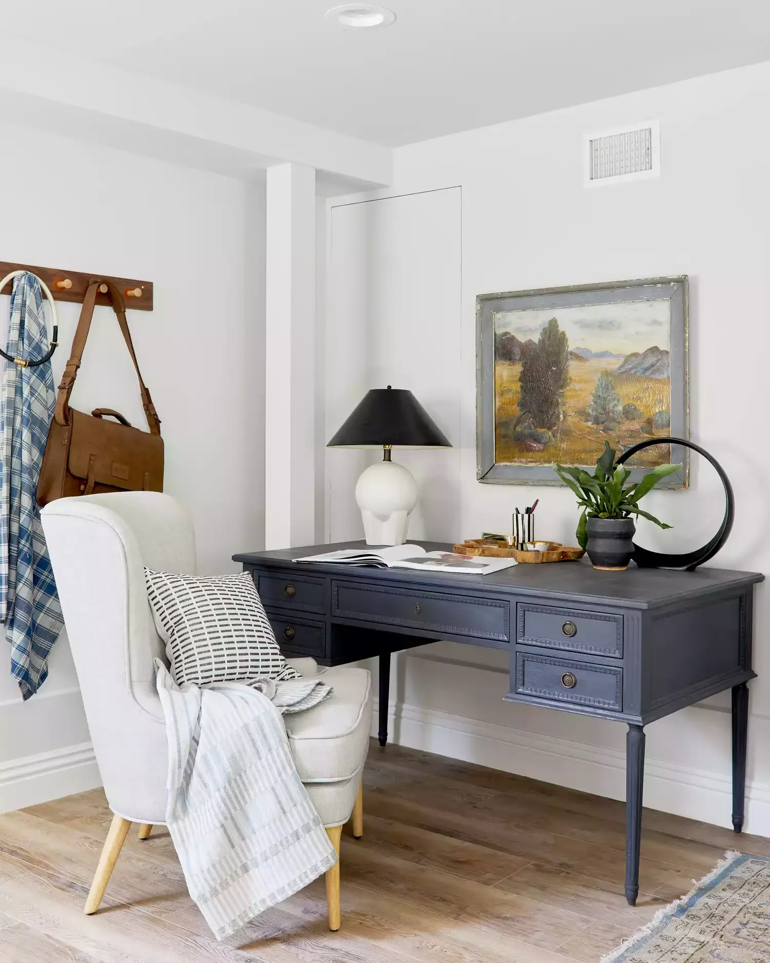 22 Creative Painted Furniture Ideas That Will Transform Your Home Decor 19 Go With a Classic Neutral