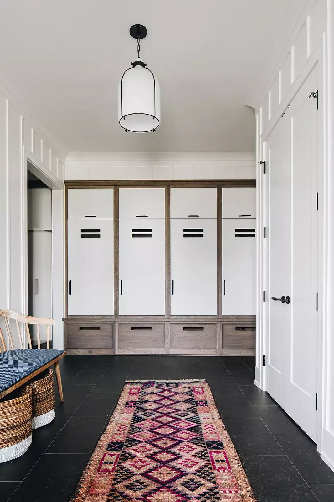 46 Creative Mudroom Design Ideas to Transform Your Entryway Go With an All-White Color Palette