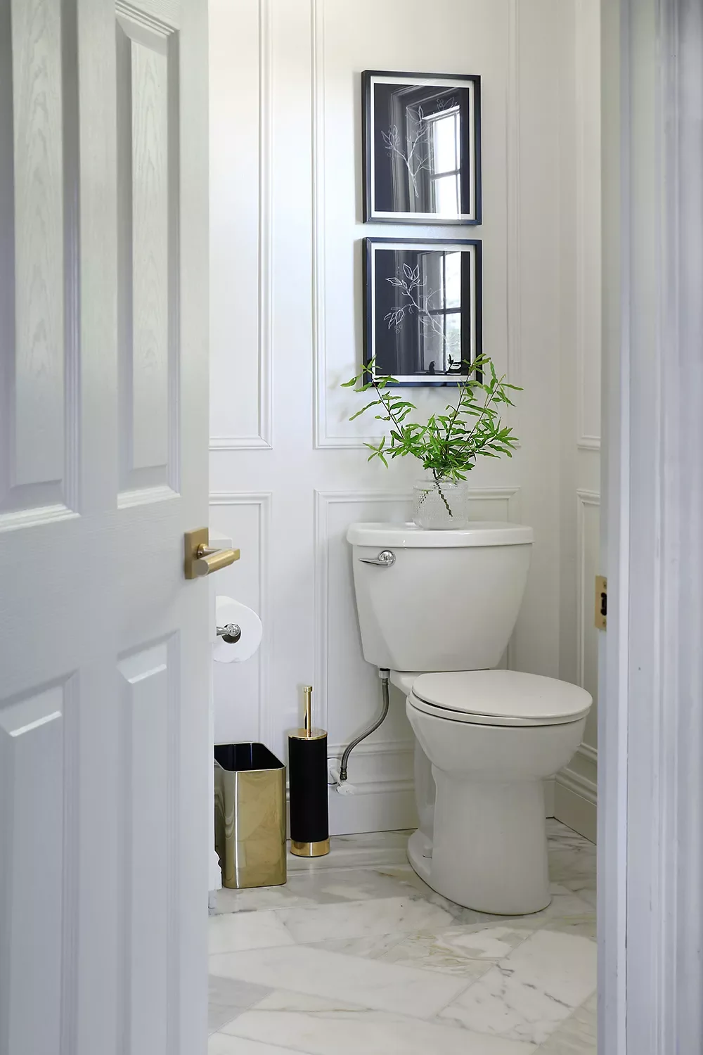 50 Luxurious Bathroom Ideas to Create Your Perfect Self-Care Sanctuary 31 Gold Bathroom Accessories