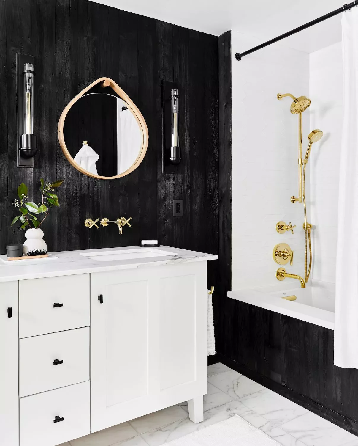 53 Modern Bathroom Ideas That Will Transform Your Space 33 Gold-Toned Hardware