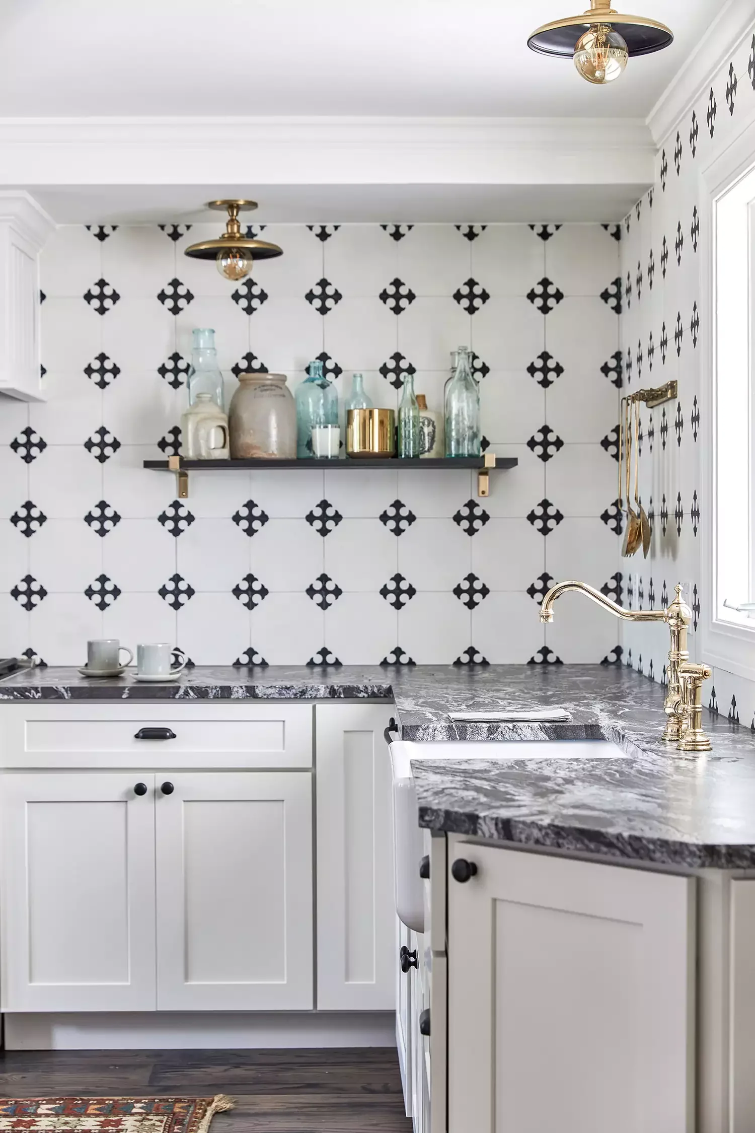 Gothic Cross Tile