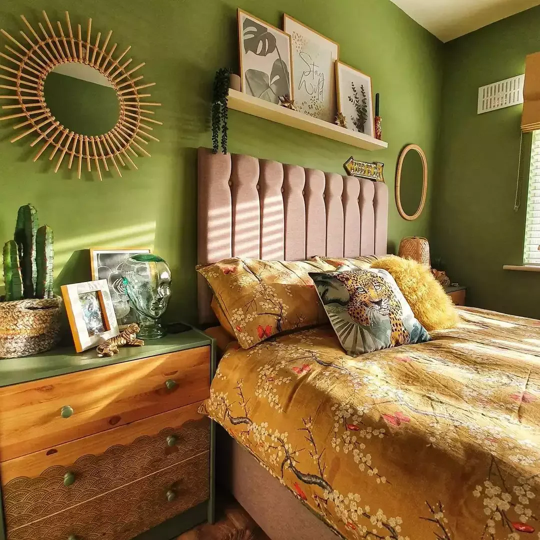 35 Stunning Green Bedroom Ideas That Will Transform Your Space 19 Green Boho Style