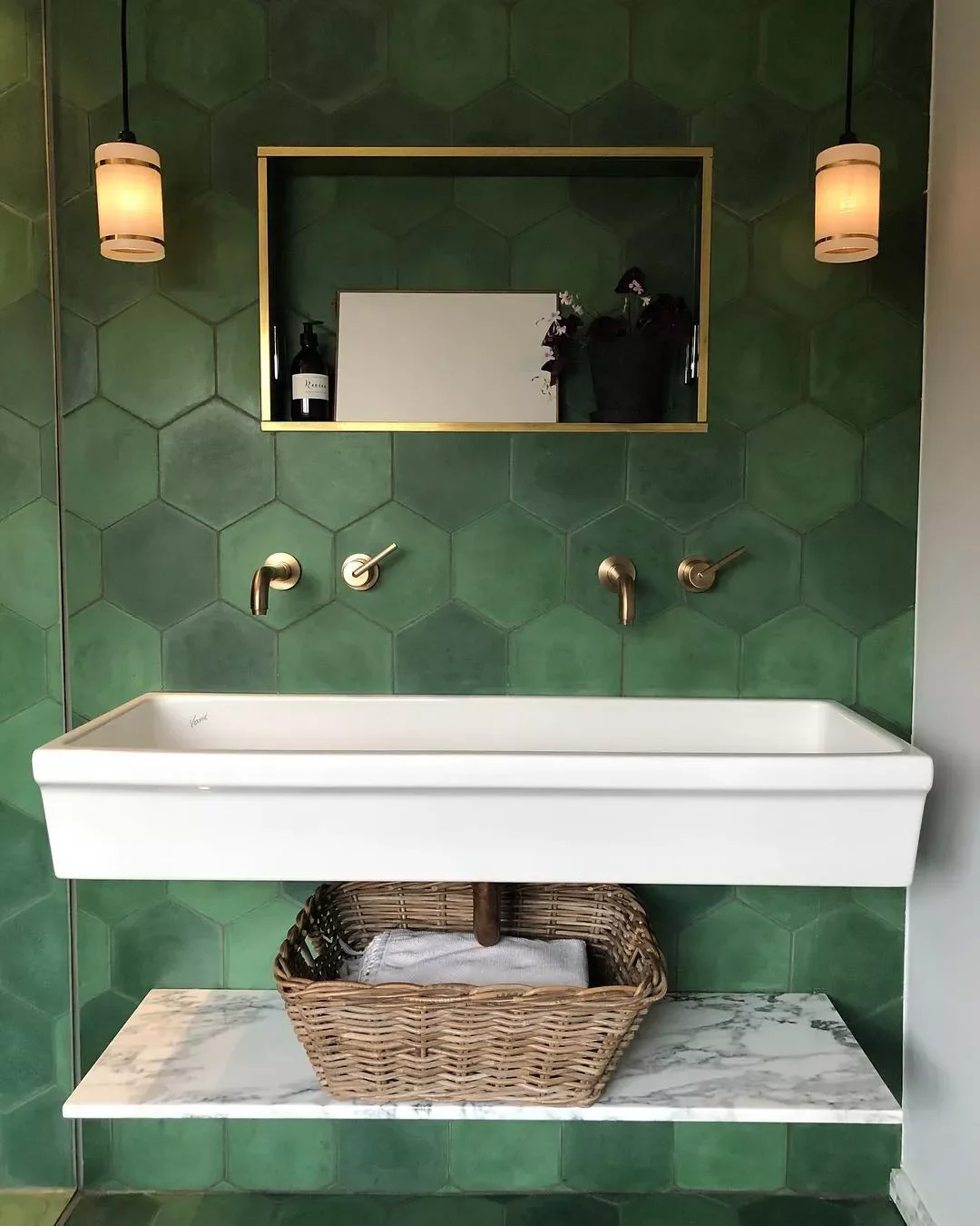 30 Stunning Green Bathroom Ideas That Bring Natural Tranquility to Your Space 12 Green Hexagon Tile